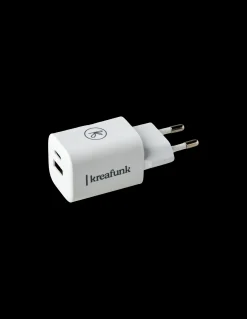 Sale ADAPT Strømadapter Elektronikk