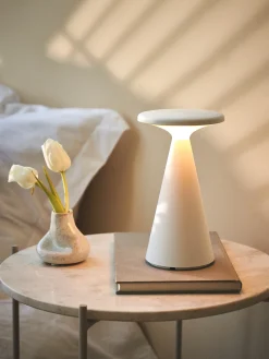 Bordlampe Med LED Lamper