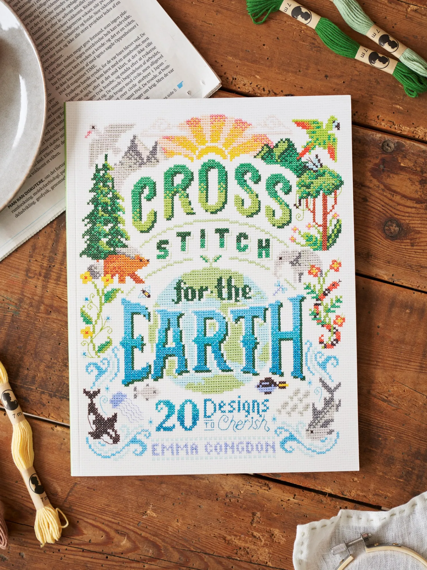 New Cross Stitch For The Earth Salongbordbøker