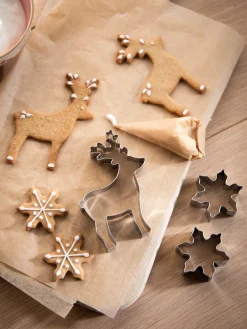 Online Kakeform Formet Som Et Reinsdyr Bakeartiker