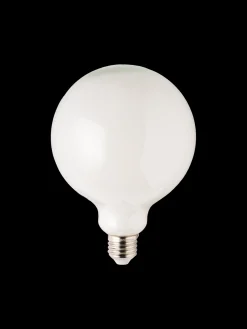Hot LED-pære Milky Globe Lamper