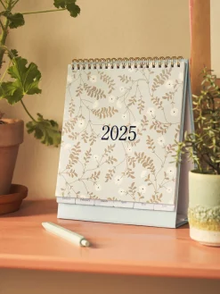 Hot Månedlig Skrivebordskalender Skrivesaker